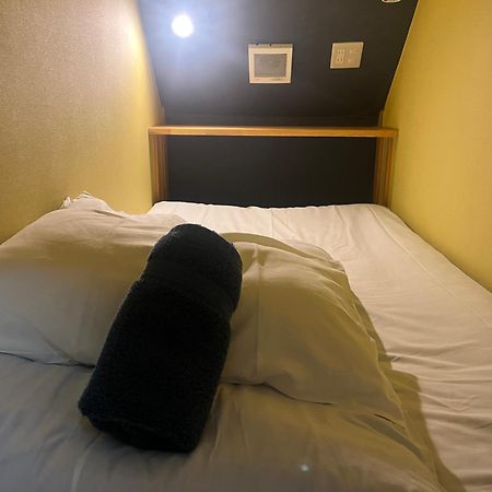 Hostel Mallika Hiroshima Buitenkant foto